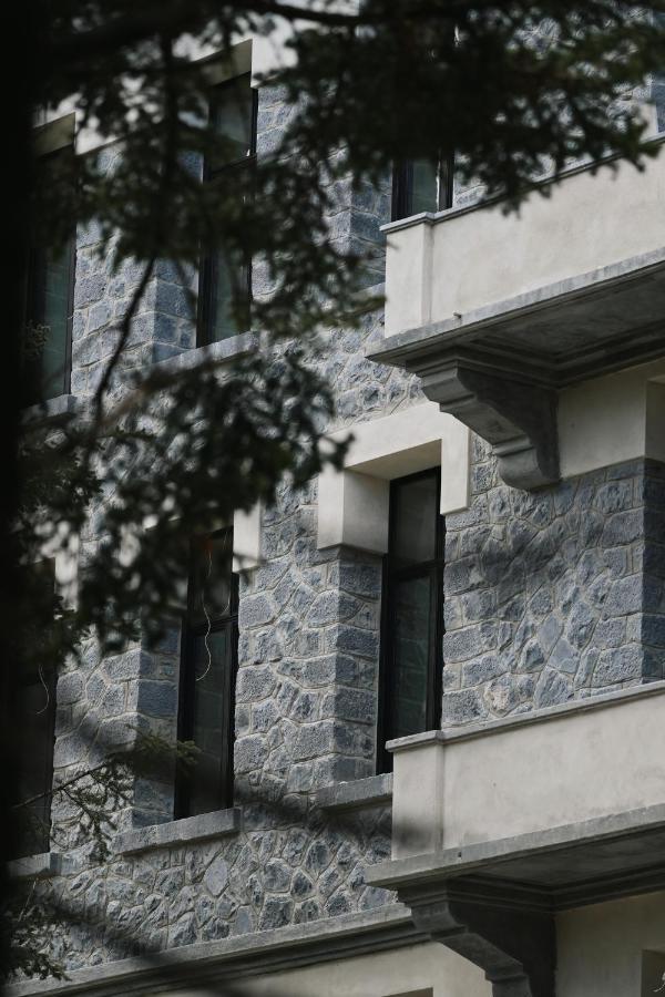 Manna, A Member Of Design Hotels Valtessiniko Exterior photo