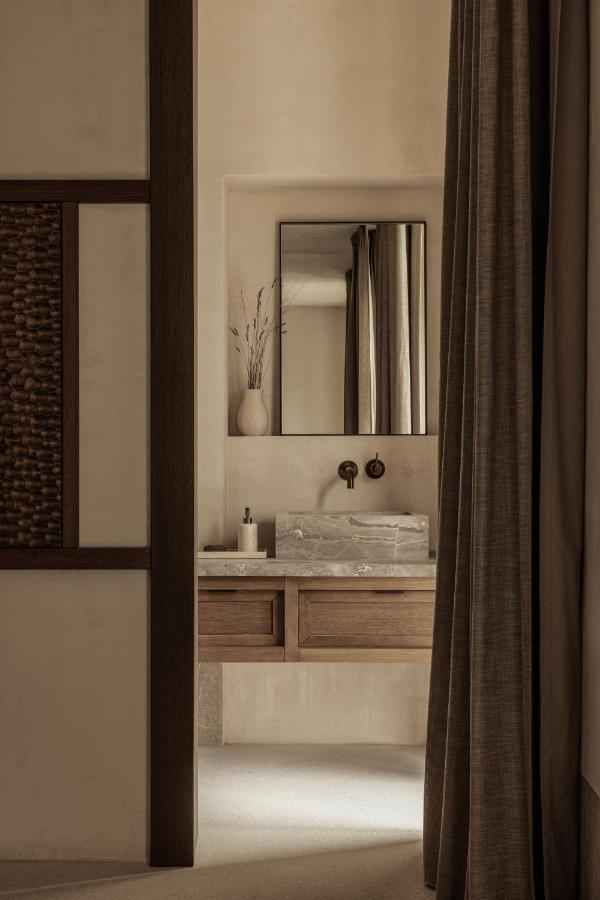 Manna, A Member Of Design Hotels Valtessiniko Exterior photo