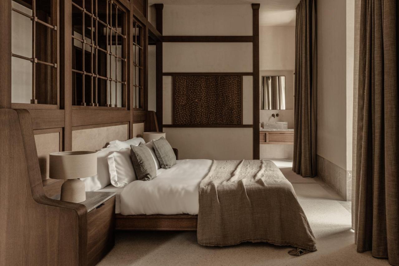 Manna, A Member Of Design Hotels Valtessiniko Exterior photo