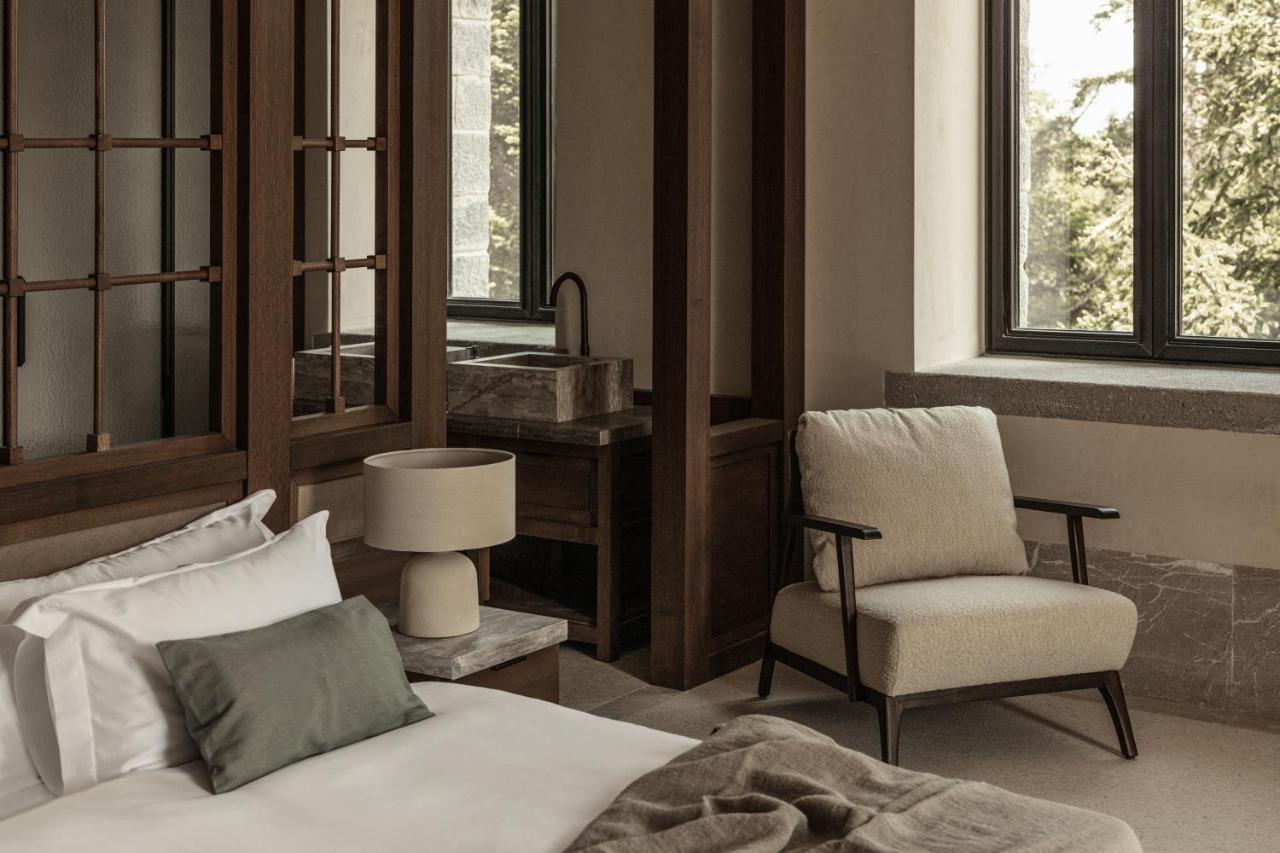 Manna, A Member Of Design Hotels Valtessiniko Exterior photo