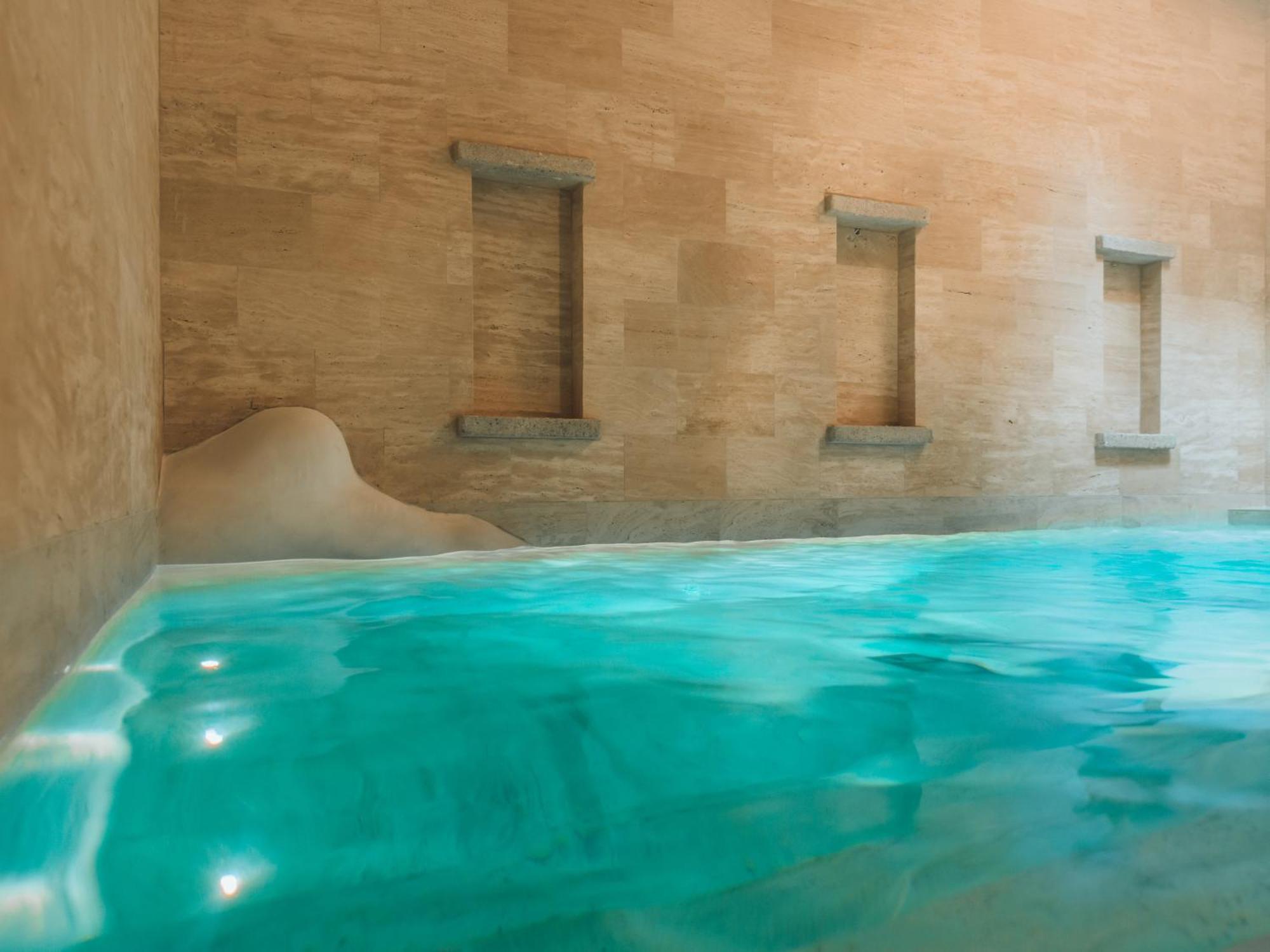 Manna, A Member Of Design Hotels Valtessiniko Exterior photo