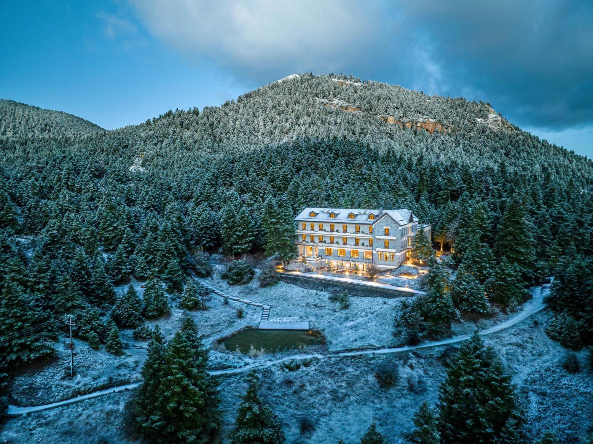 Manna, A Member Of Design Hotels Valtessiniko Exterior photo